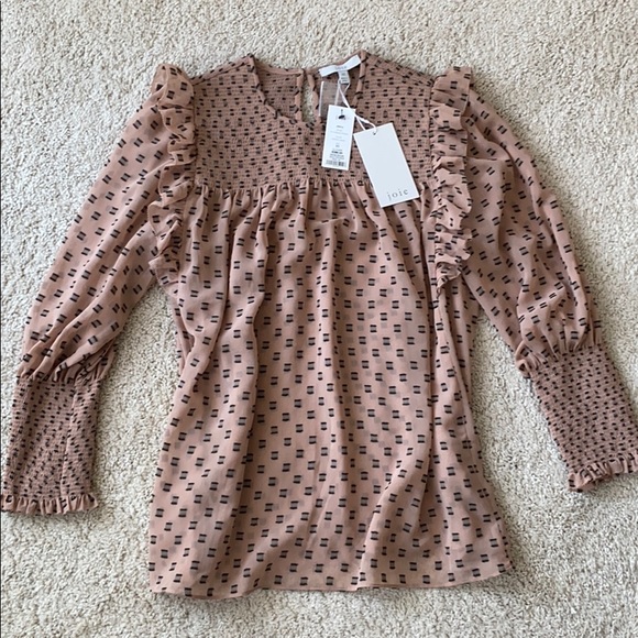 ❌SOLD❌ Joie “Jamila” smocked ruffle top - Picture 5 of 8